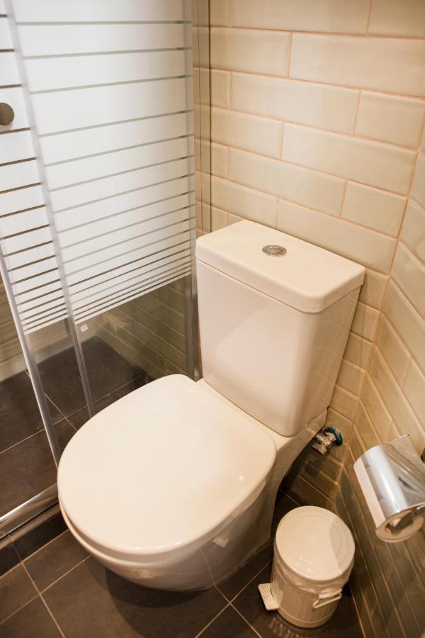 Central Comfy Modern Flat 2 Bedrooms 2 Bathrooms Athén Kültér fotó